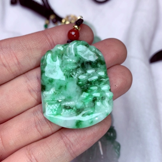 翡翠吊坠(不含链)未镶嵌