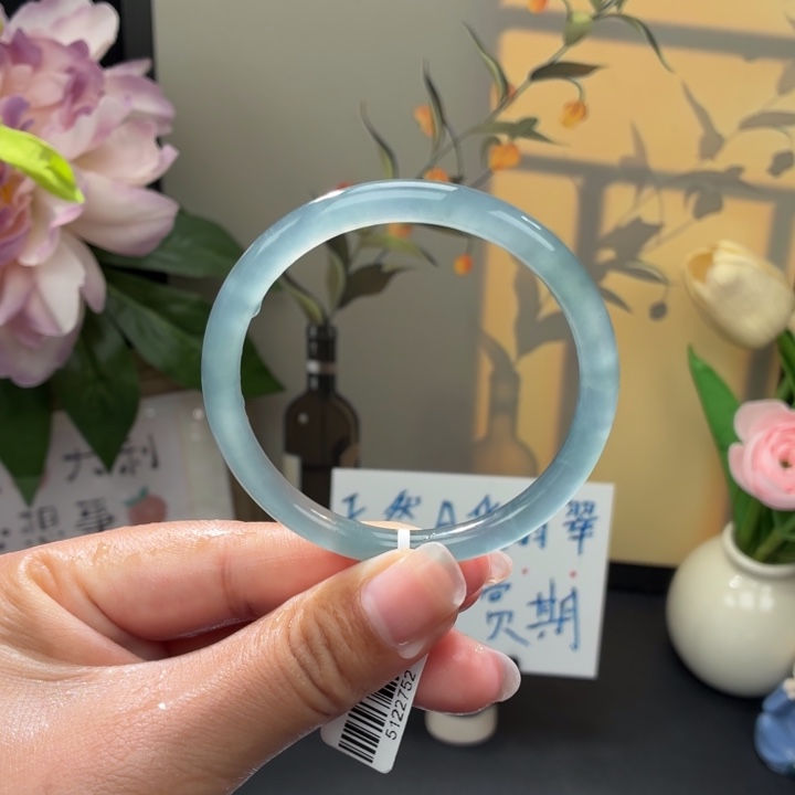 翡翠未镶嵌手镯冰胶蓝