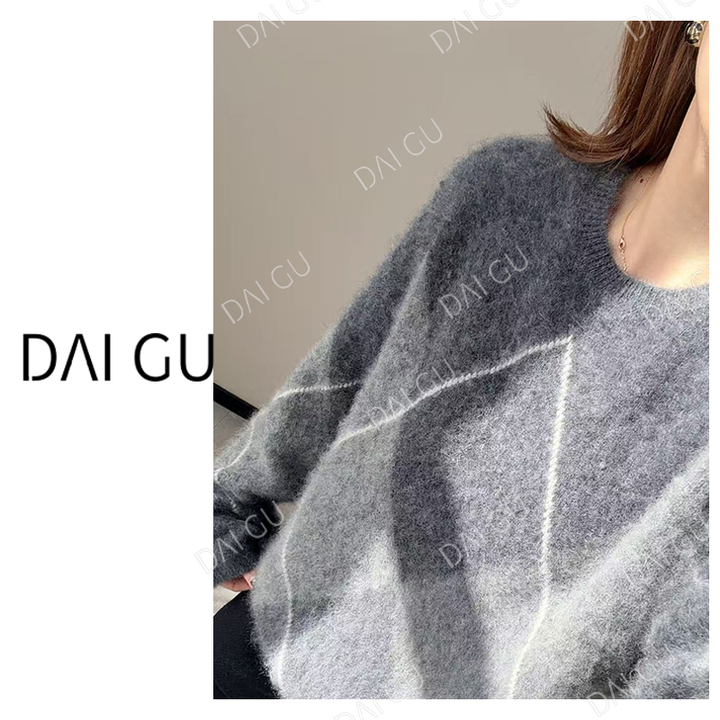 【月光宝石】首尔订单款～加厚羊绒拉绒衫保暖高级感毛衣女B3641