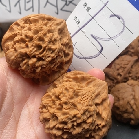 桃核吊坠51全品官帽