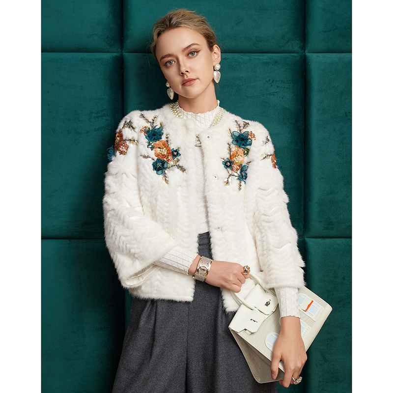 【弦清韵远】整貂水貂皮草外套女短款圆领时尚年轻款貂皮大衣S23030