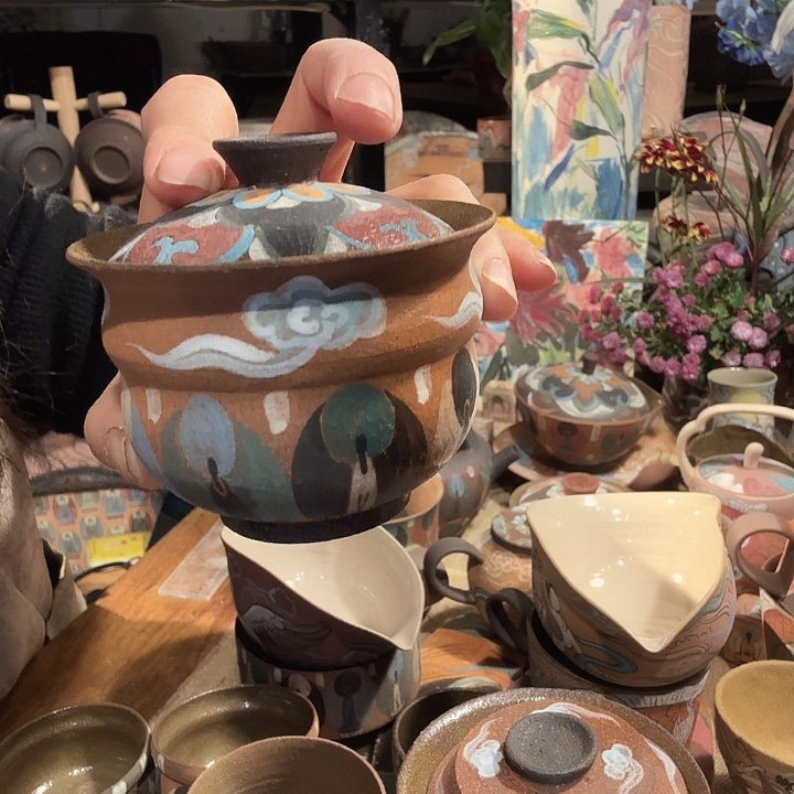 手工制作各种精美陶瓷