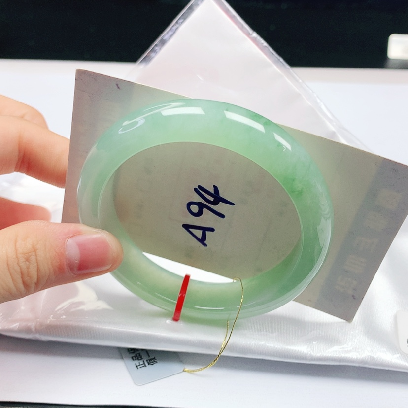 【闪购商品】翡翠手镯未镶嵌天然缅甸货手镯52+