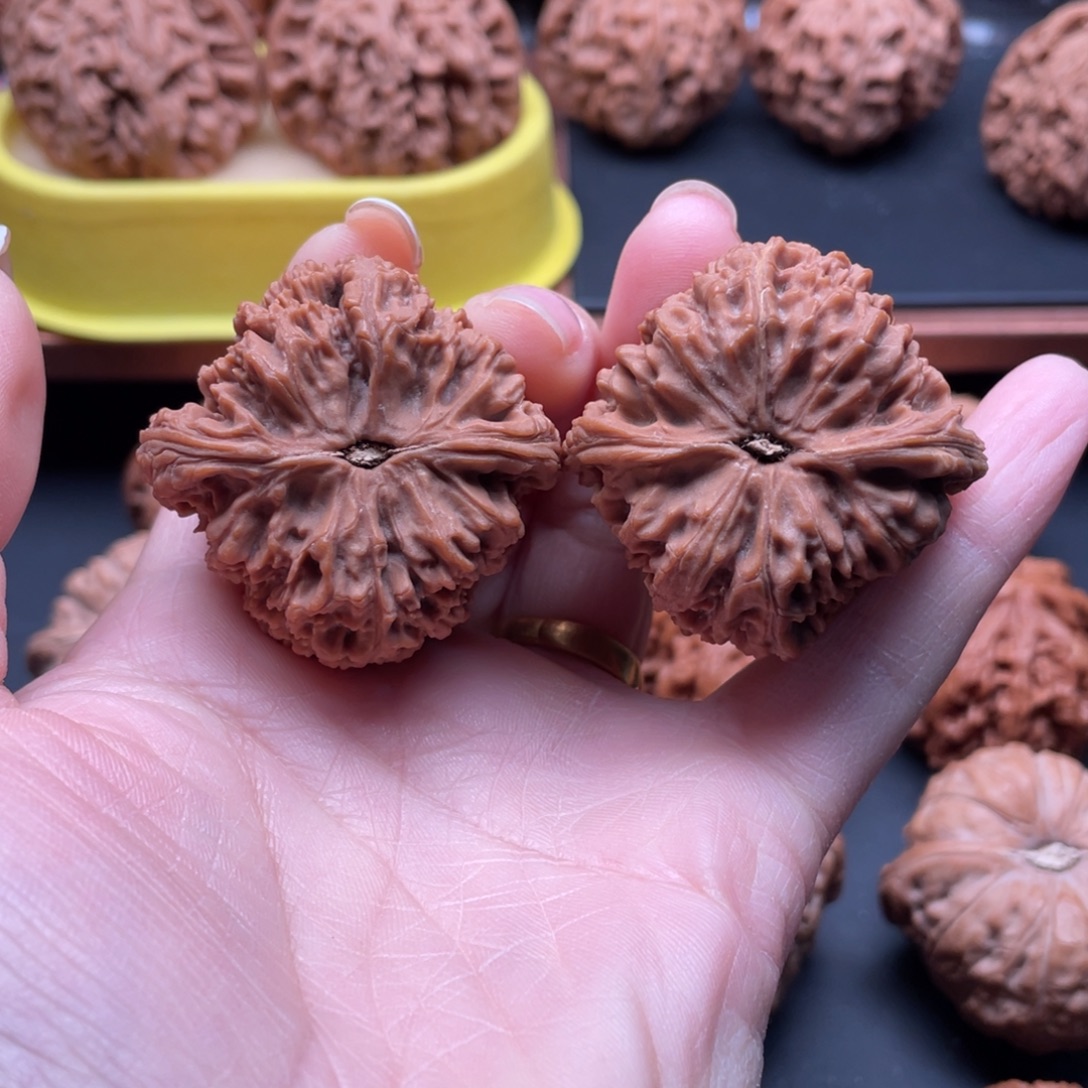 格***料把件文玩核桃南疆shi41