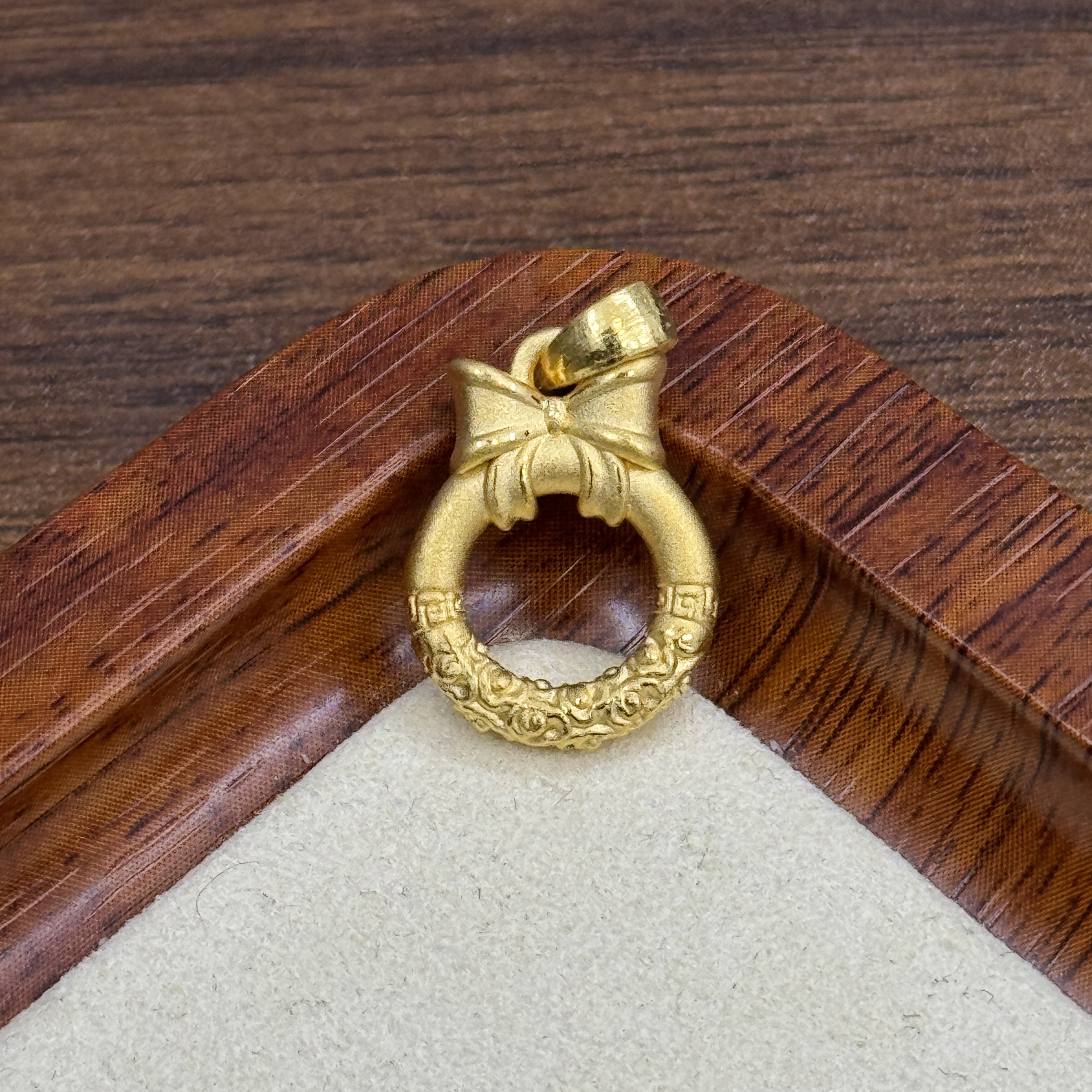 辉通黄金足金999古法在逃公主平安扣DP2275-01260