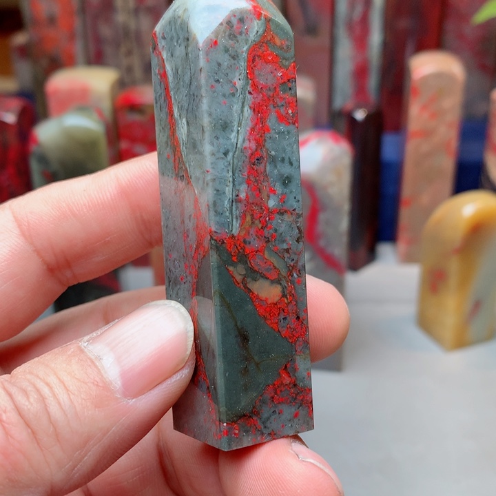 昌化石昌化鸡血石