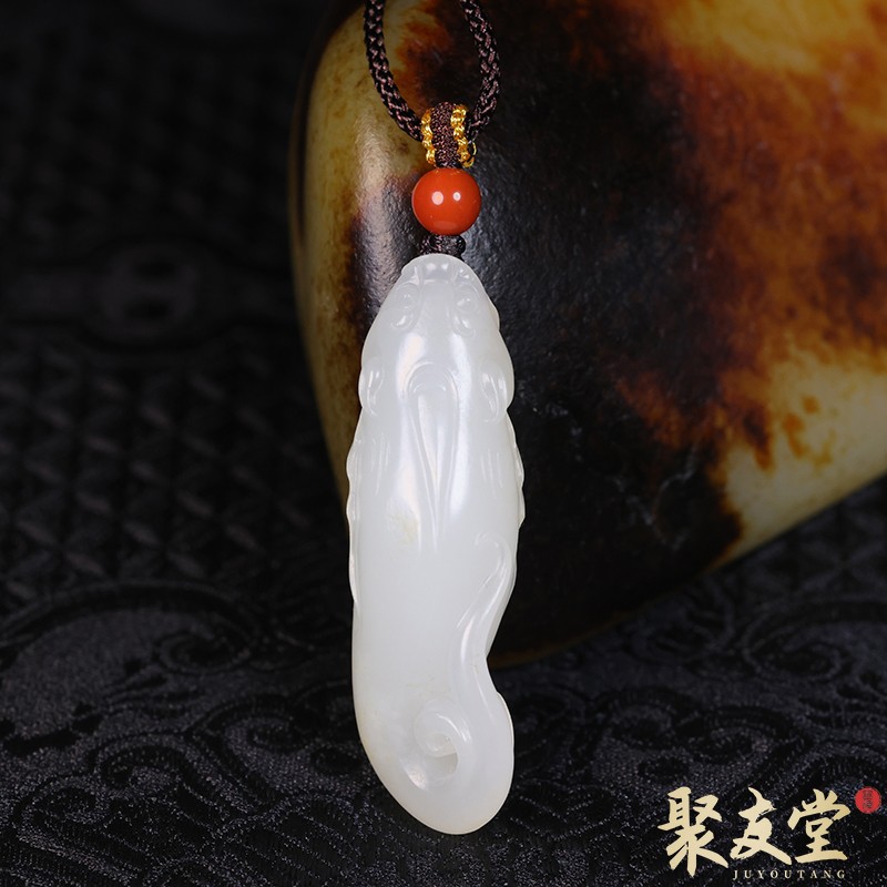 聚友堂王伟玉雕9克新疆和田玉籽料白玉瑞兽龙鱼玉坠鱼化龙挂件
