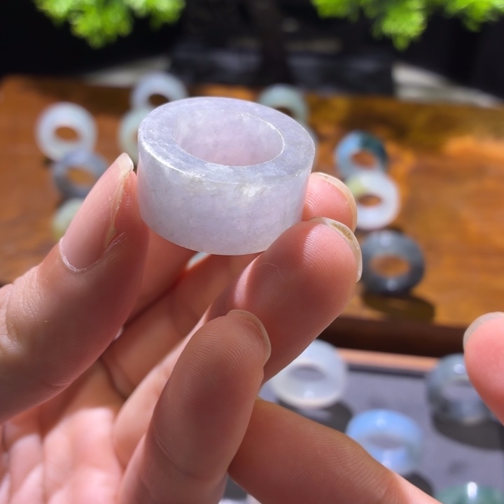 未镶嵌定制翡翠戒指