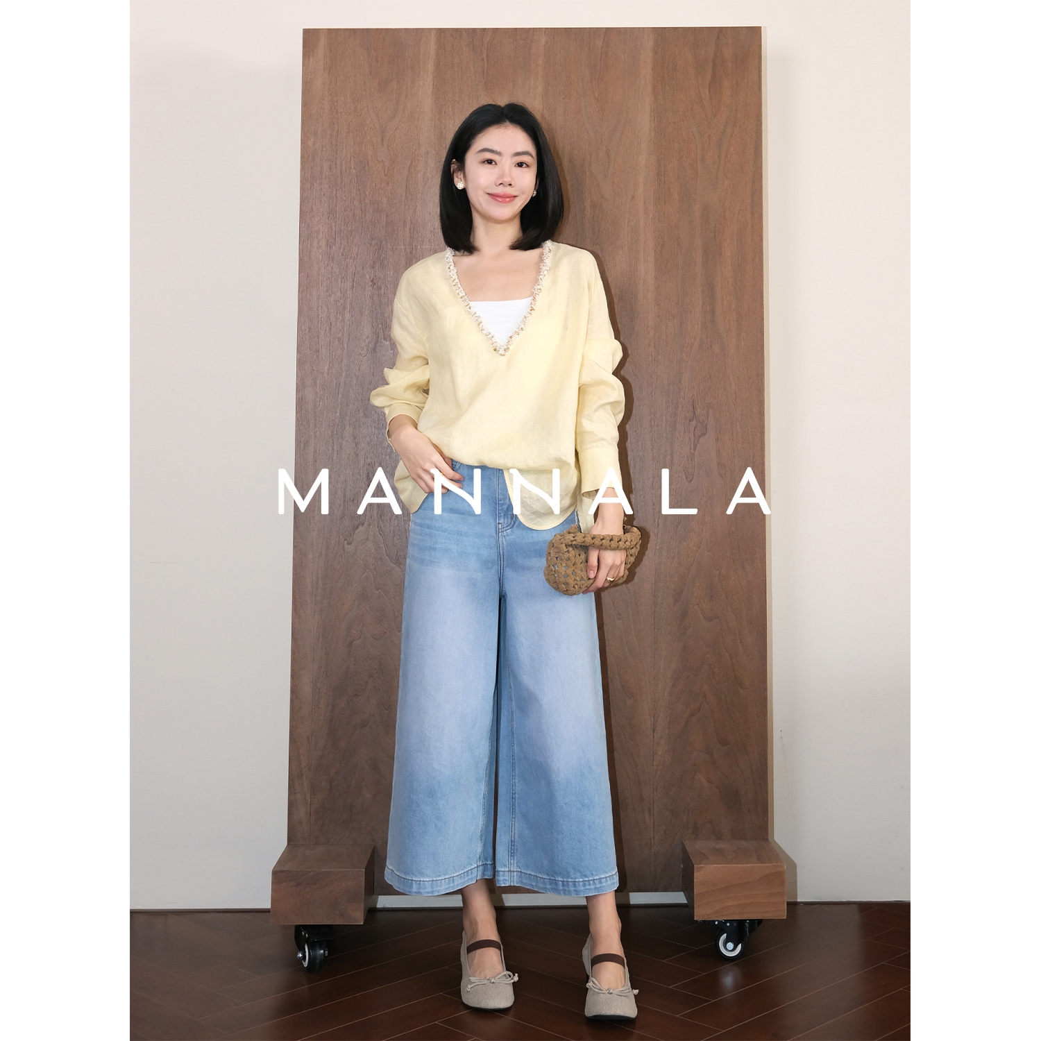 MANNALA丨“金盏领”度假手工贝壳镶钻钉珠织带纯亚麻衬衫 Q2475