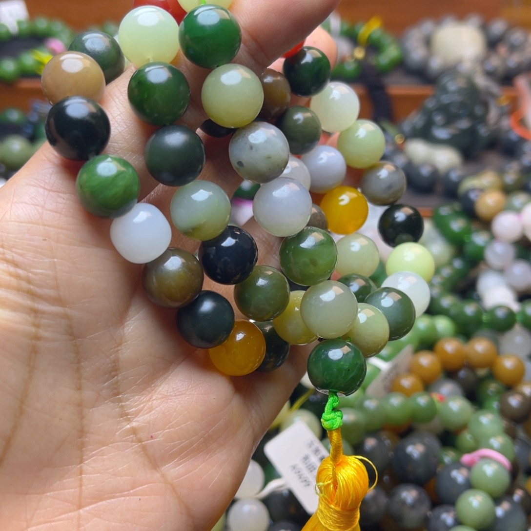 和田玉未镶嵌手链