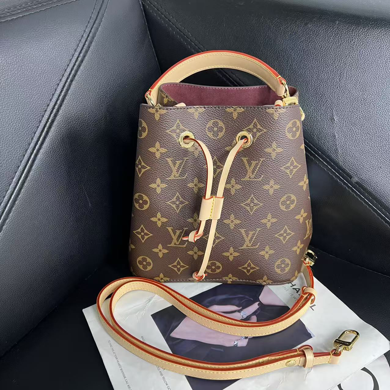 99新 LouisVuitton/路易威登 捐金沉珠/新款水桶bb/带手柄