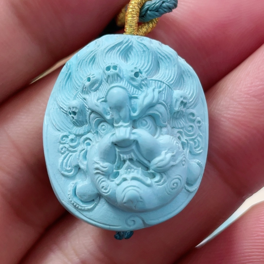 绿松石配饰未镶嵌