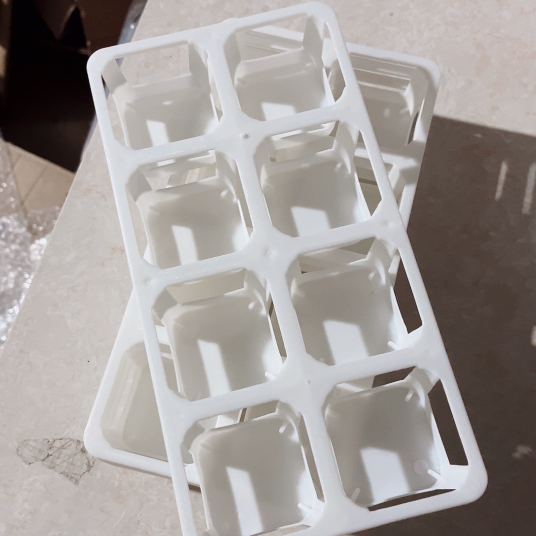塑料福利款5.3白方盆8孔拖架8个不含盆