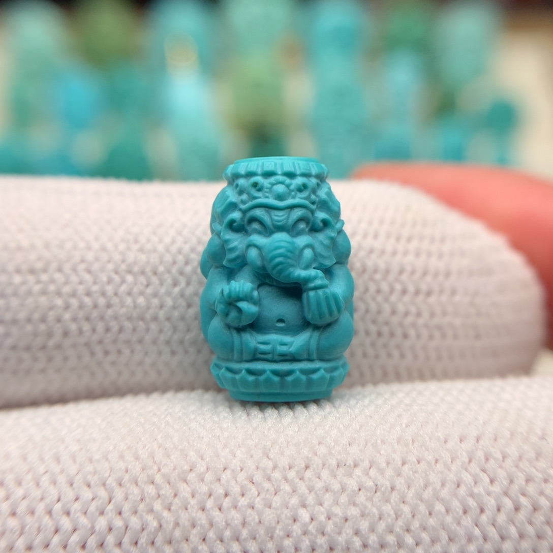 绿松石配饰未镶嵌