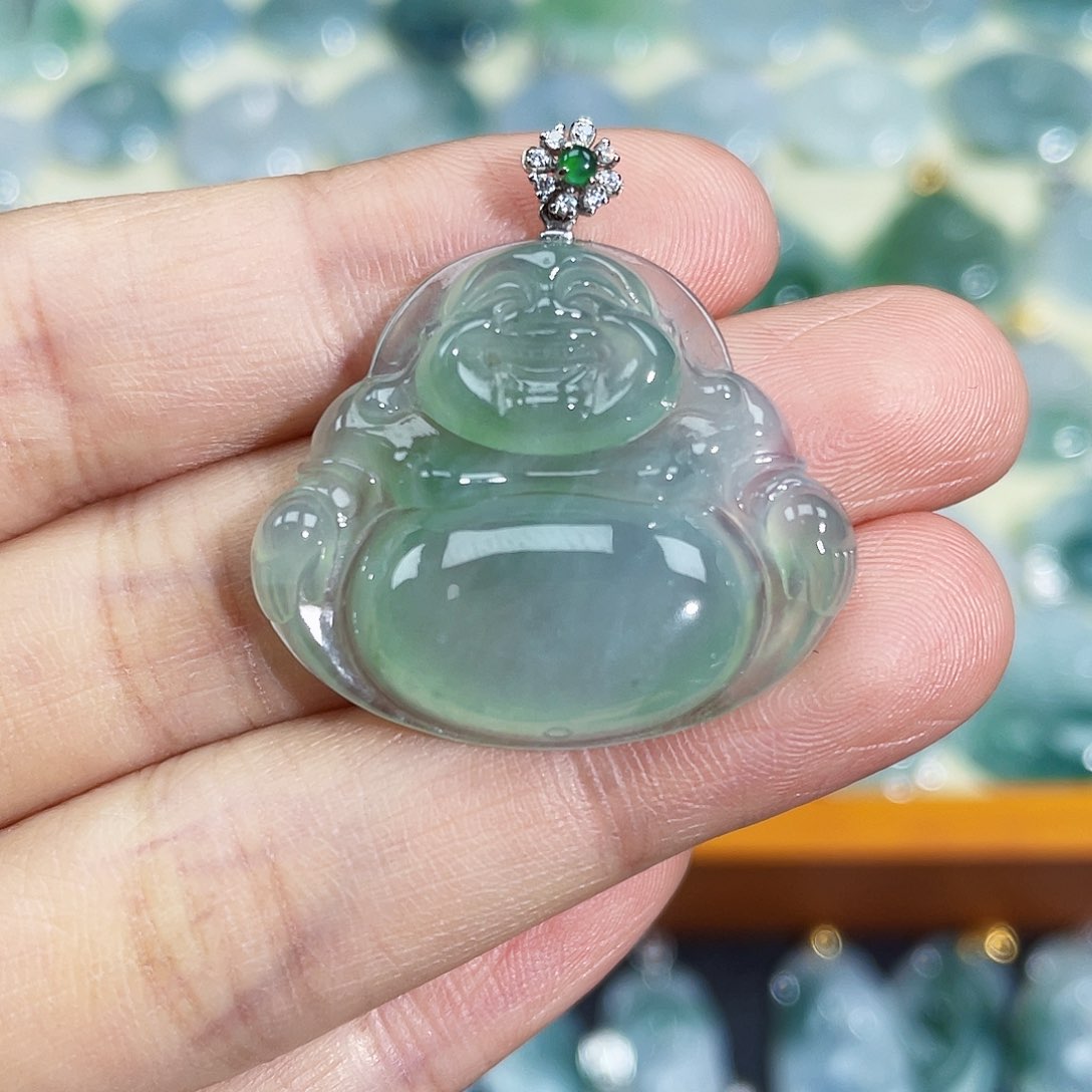 翡翠颈饰18K金镶嵌吊坠