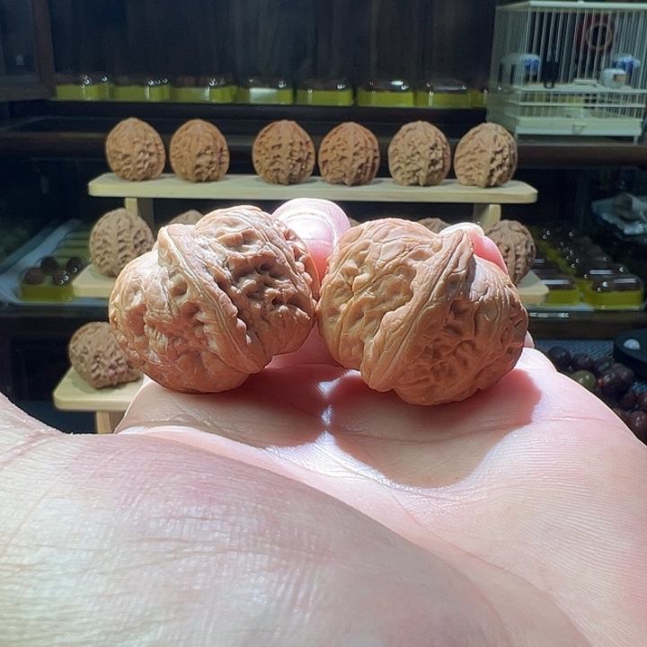 文玩核桃把件平谷元宝