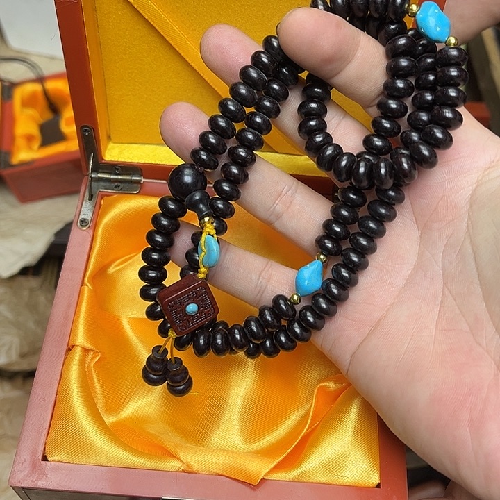 大叶紫檀（黑酸枝木类）