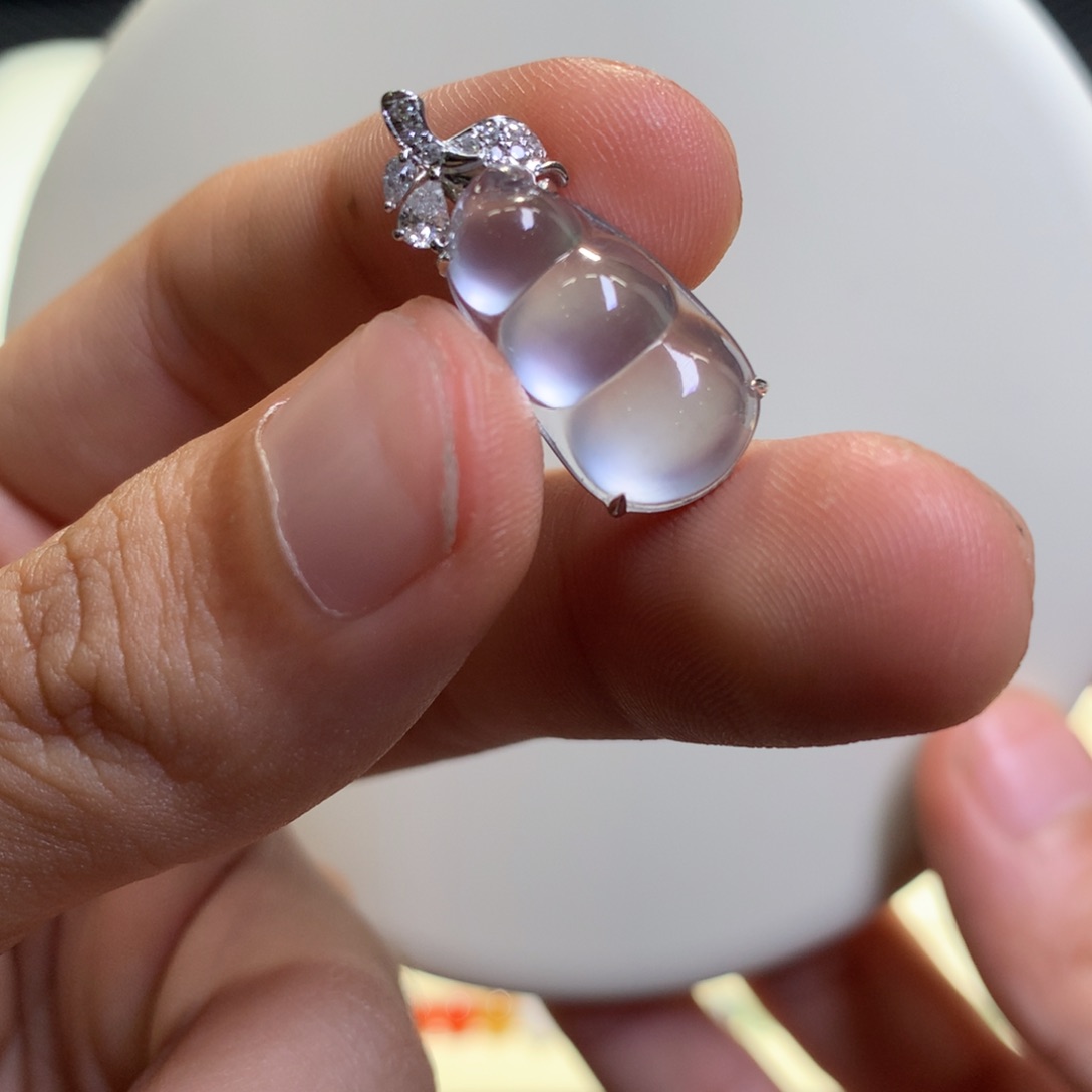 18K金镶嵌手链翡翠豆子