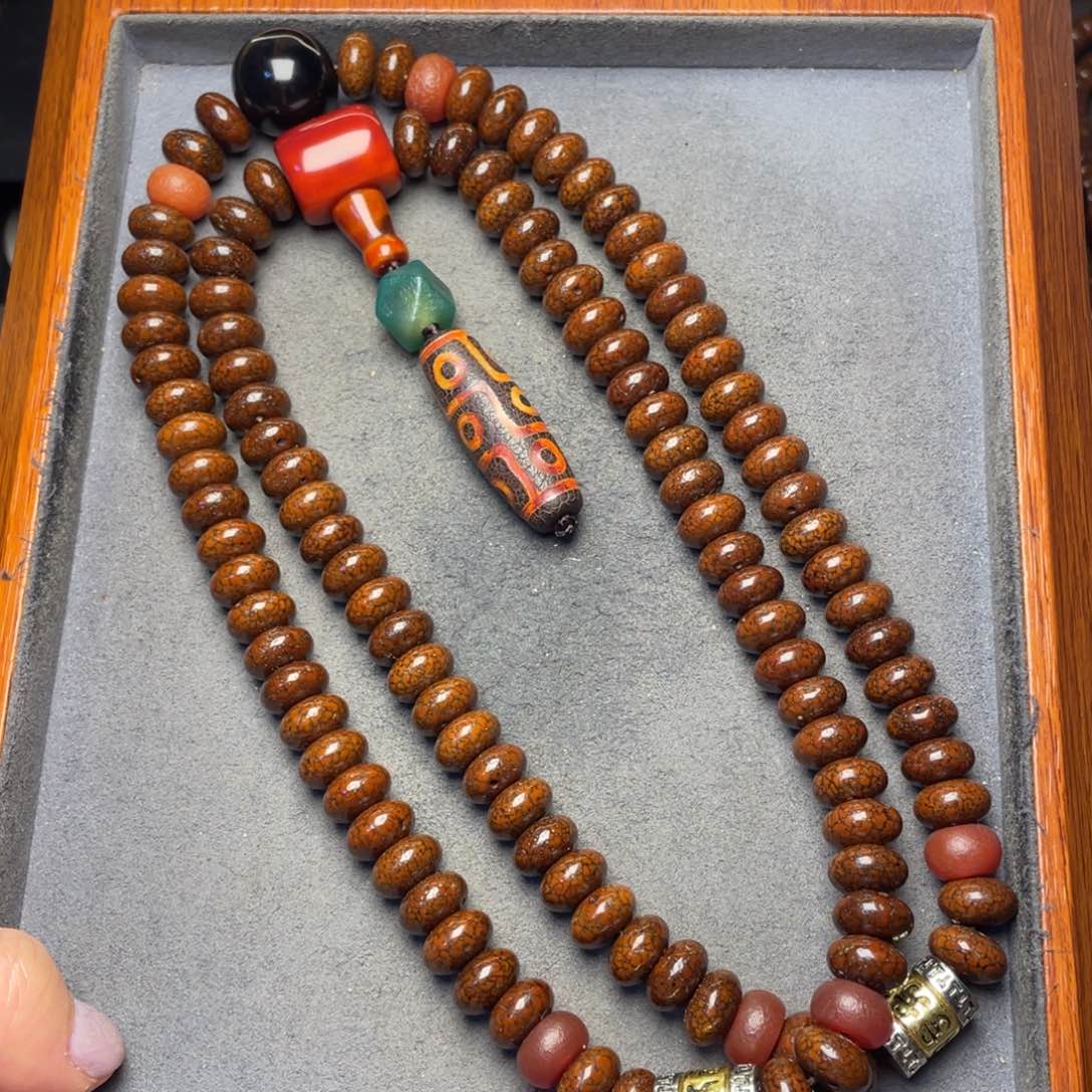 星月菩提吊坠邵*刚星月