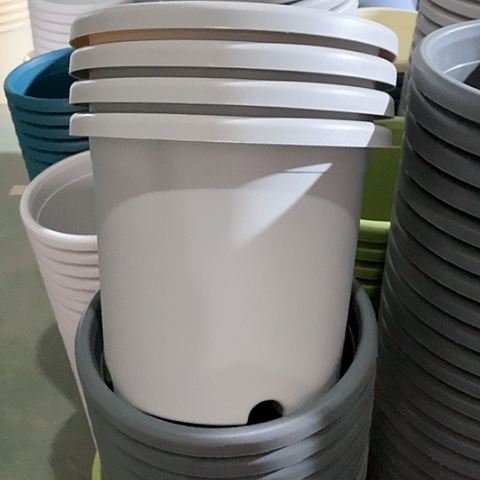 树脂四季4号4个带托灰白