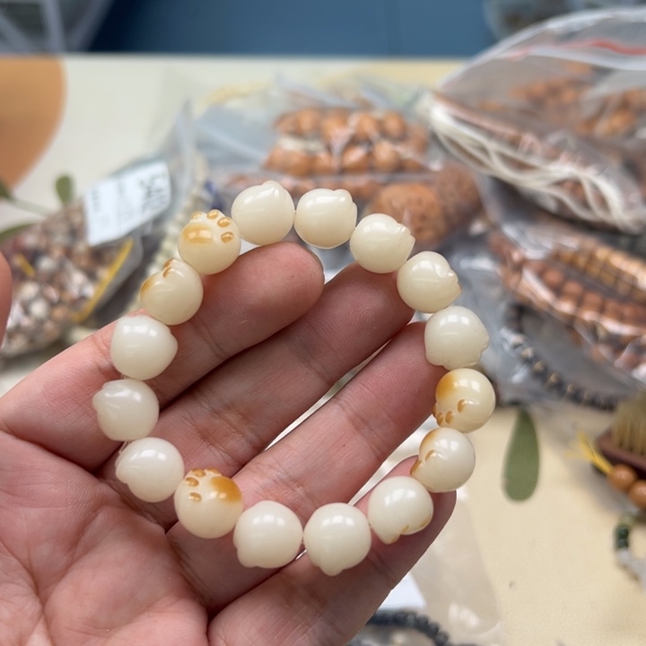 手串星月菩提白色菩提