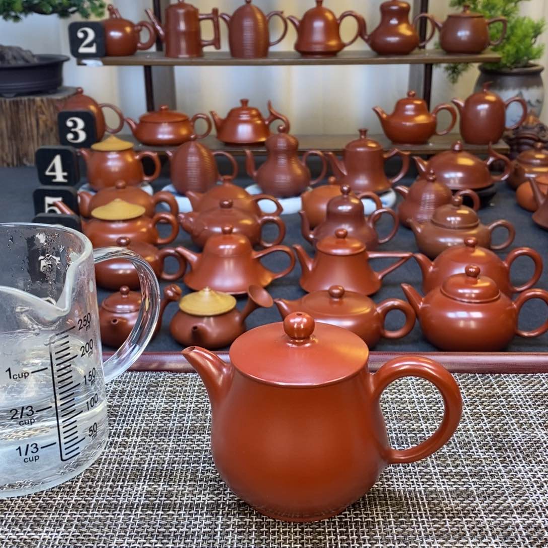 紫砂茶壶龍**涯潮州手拉壶