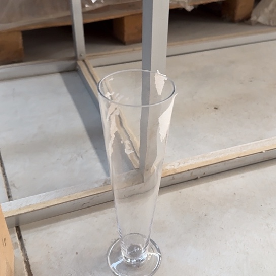 无铅玻璃9*30花叉花瓶福利款