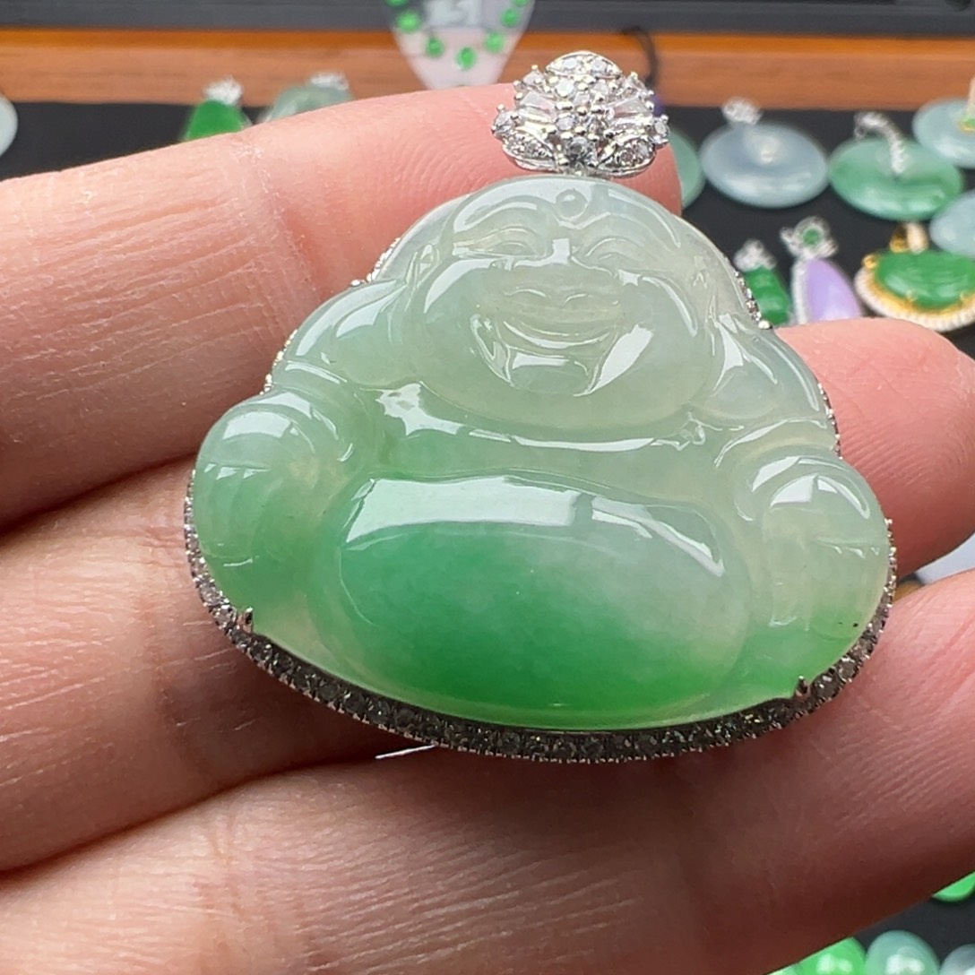 翡翠颈饰18K金镶嵌佛32