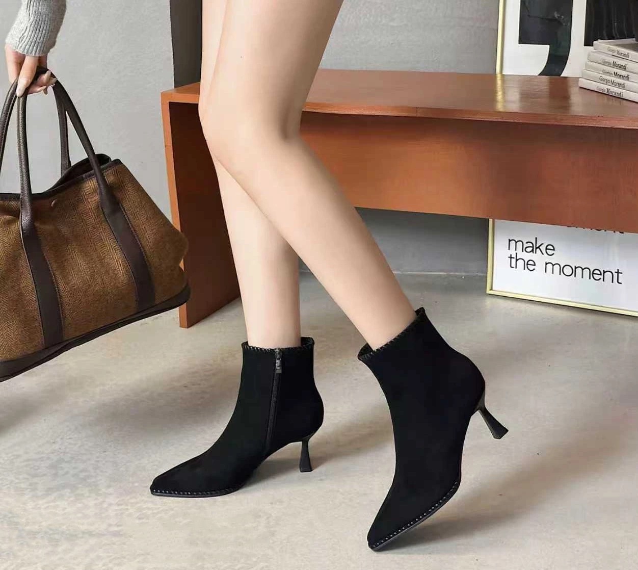 （5厘米）加绒25809黑色绒面细跟高跟鞋短靴