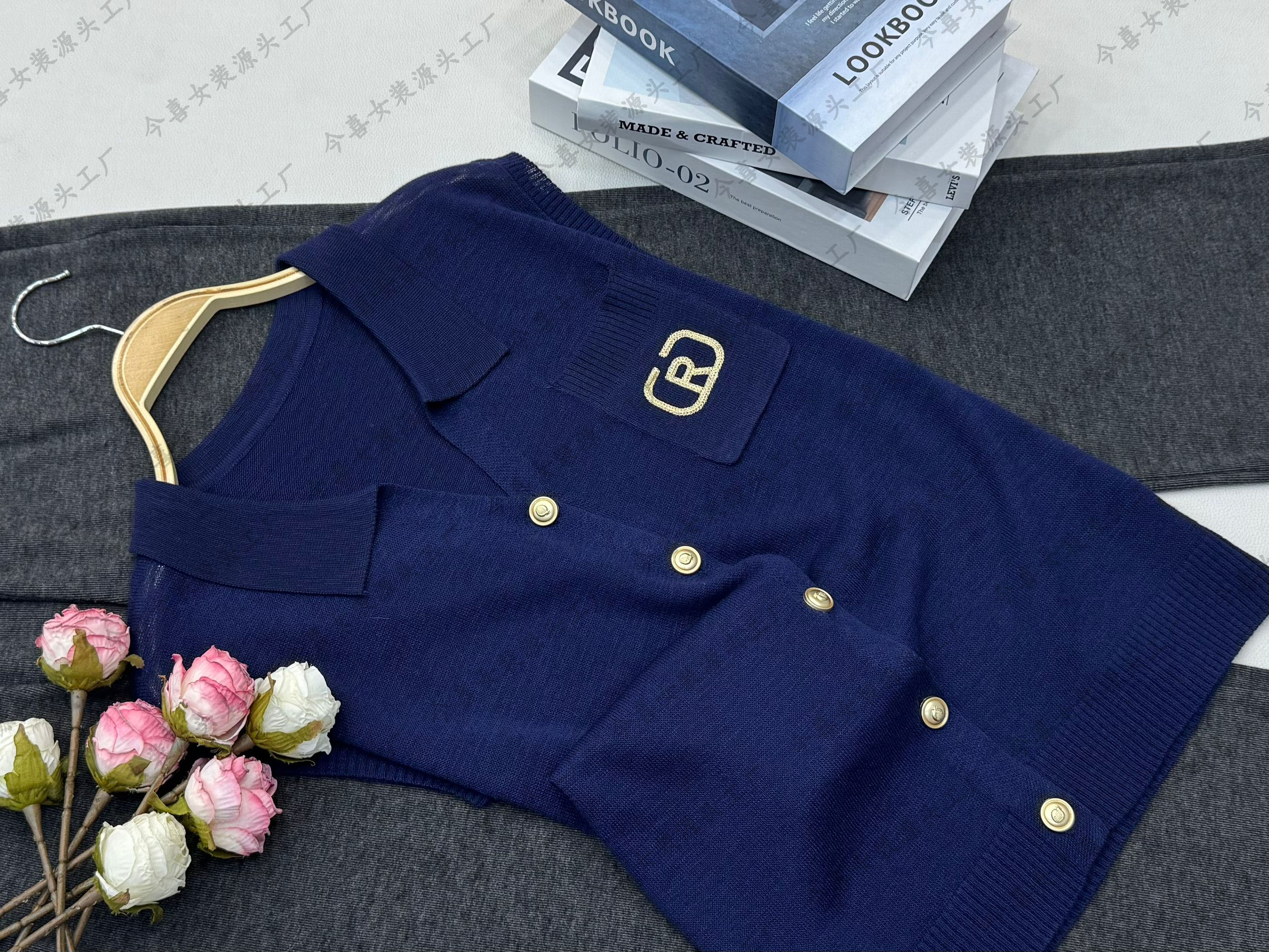 【蓝色翻领开衫】新款时尚短袖网红针织上衣QC3336