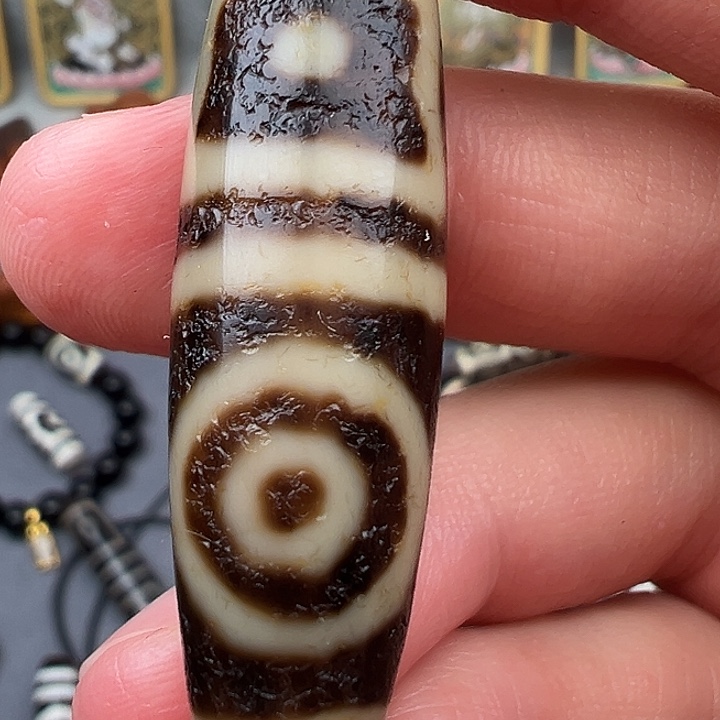 玛瑙/玉髓颈饰未镶嵌晚*载