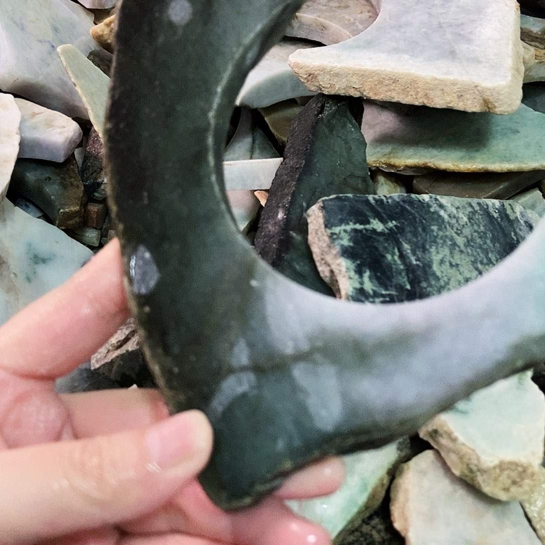 翡翠未镶嵌颈饰天然翡翠
