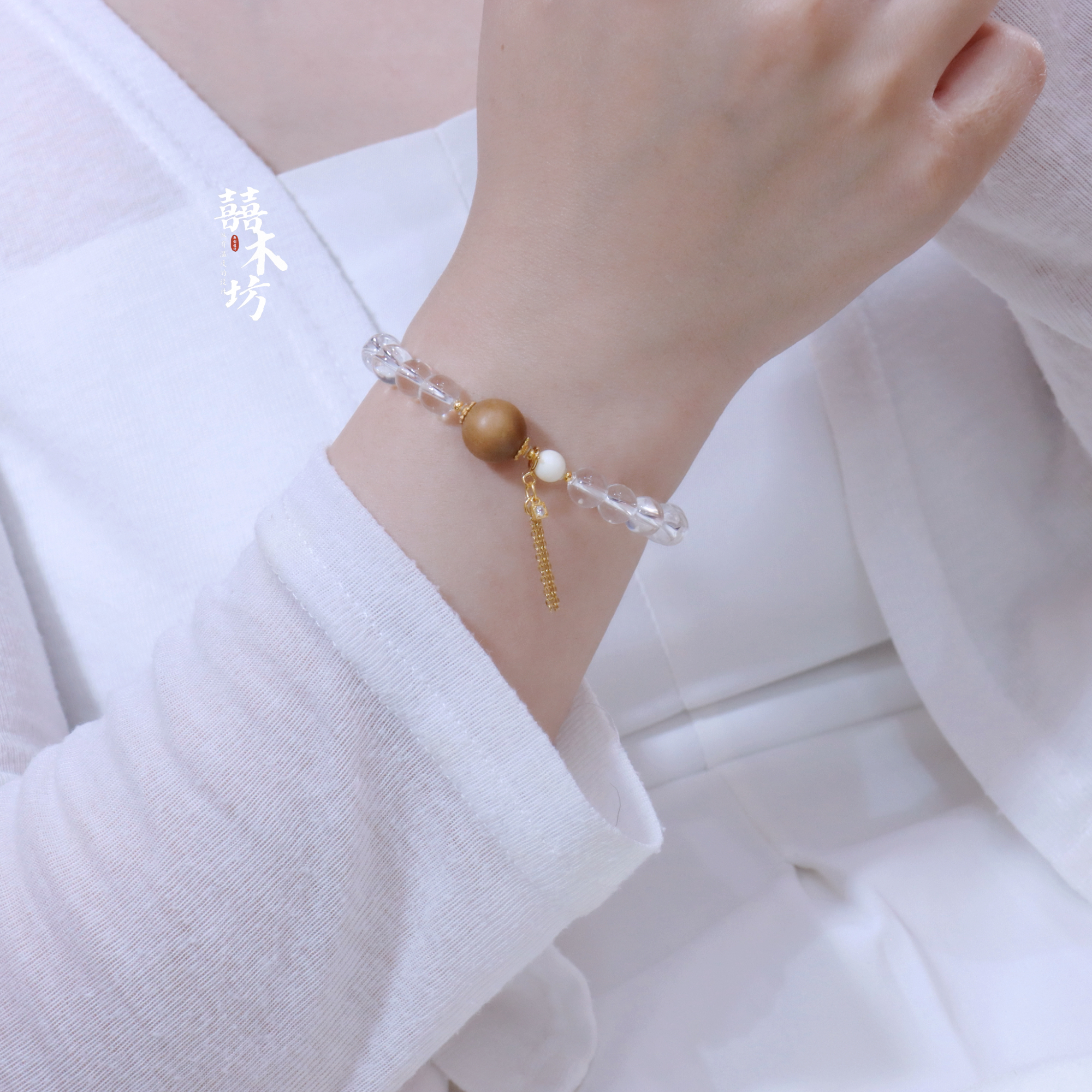 【杏仁奶露】天然白水晶8mm配檀香单圈手串