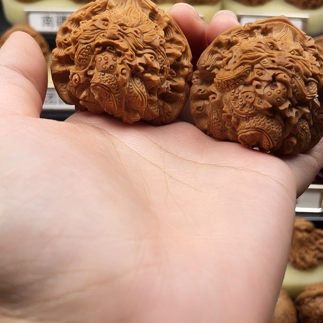 文玩核桃把件@*尘龙凤雕刻