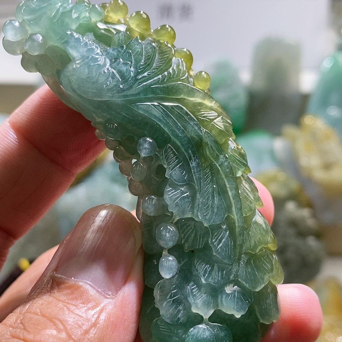 【闪购商品】翡翠颈饰未镶嵌楷****楷1111111111111