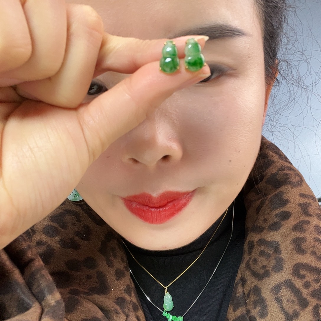 翡翠18K金镶嵌耳饰天然翡翠 