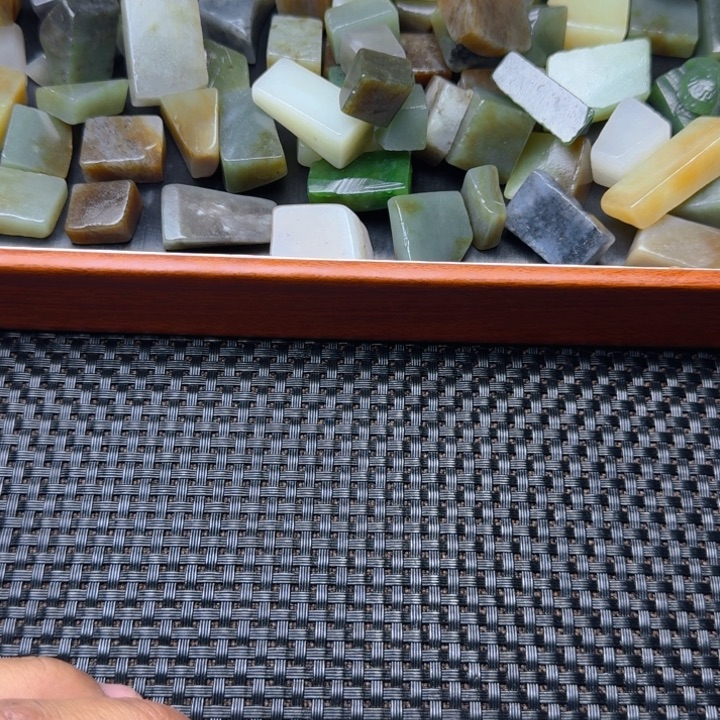 和田玉（糖玉）未镶嵌珠宝半成品