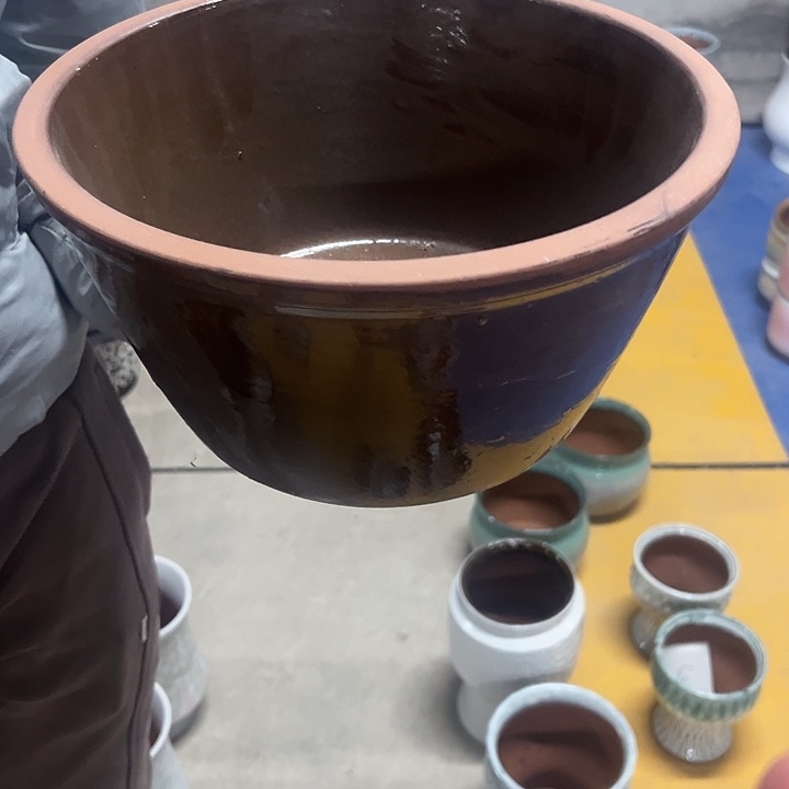 高度15厘米口31厘米