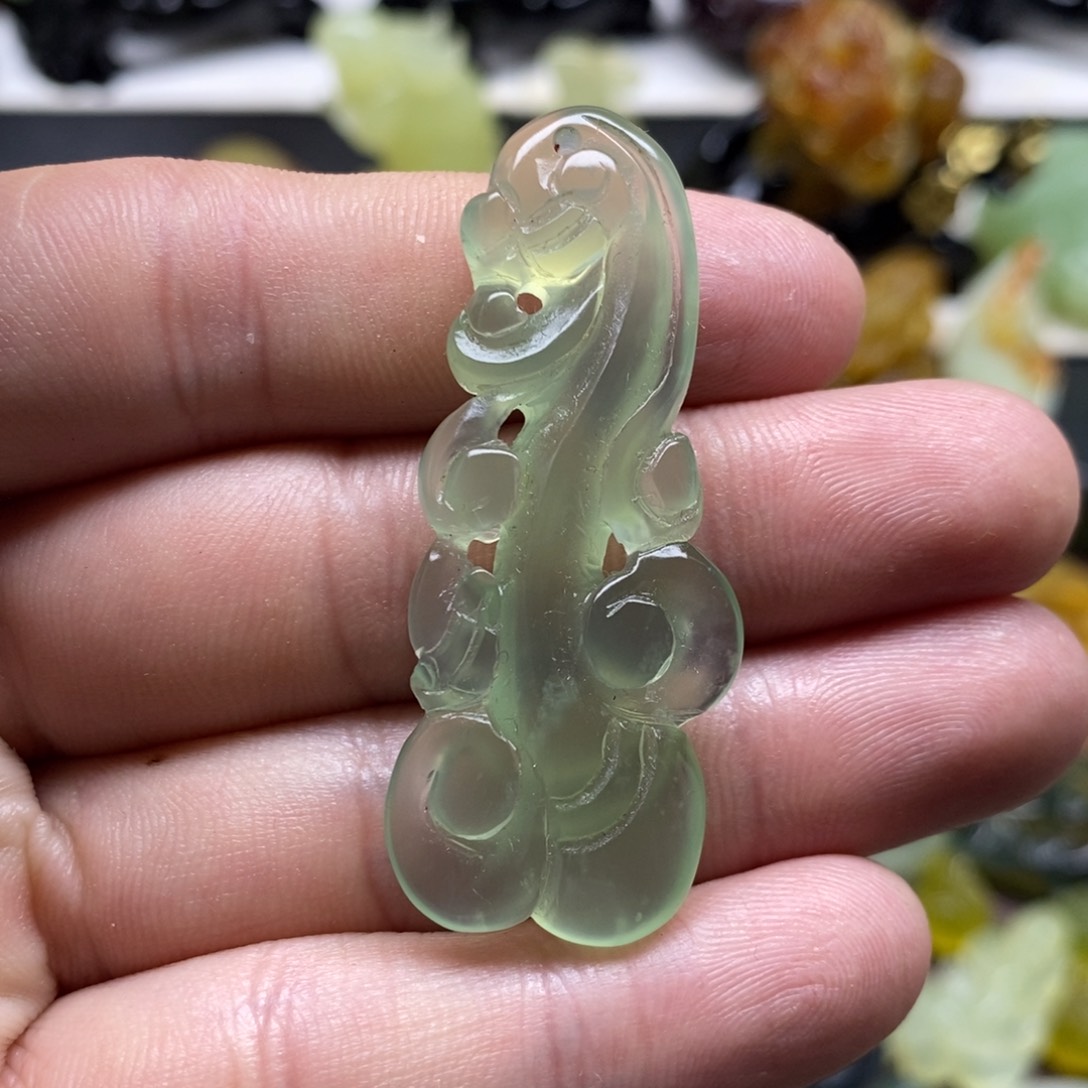 岫玉灵芝如意吊坠未镶嵌