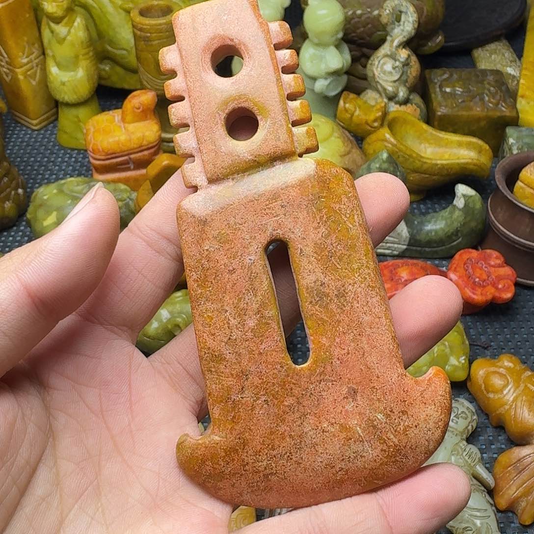 白玉菩提吊坠。。。