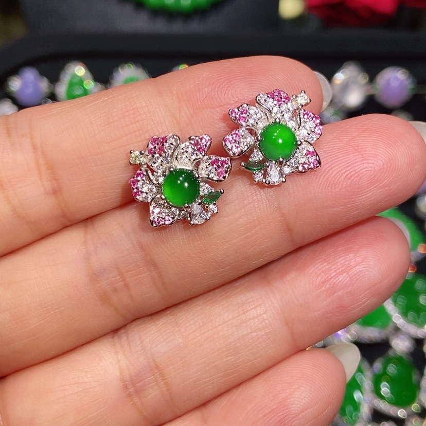 【闪购商品】翡翠耳饰未镶嵌天然翡翠