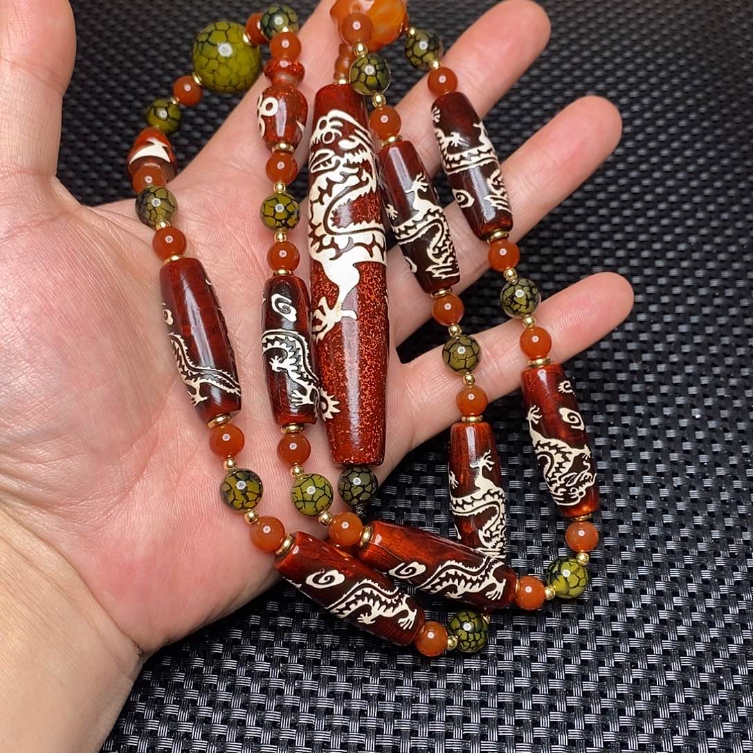 用***8玛瑙/玉髓未镶嵌手链