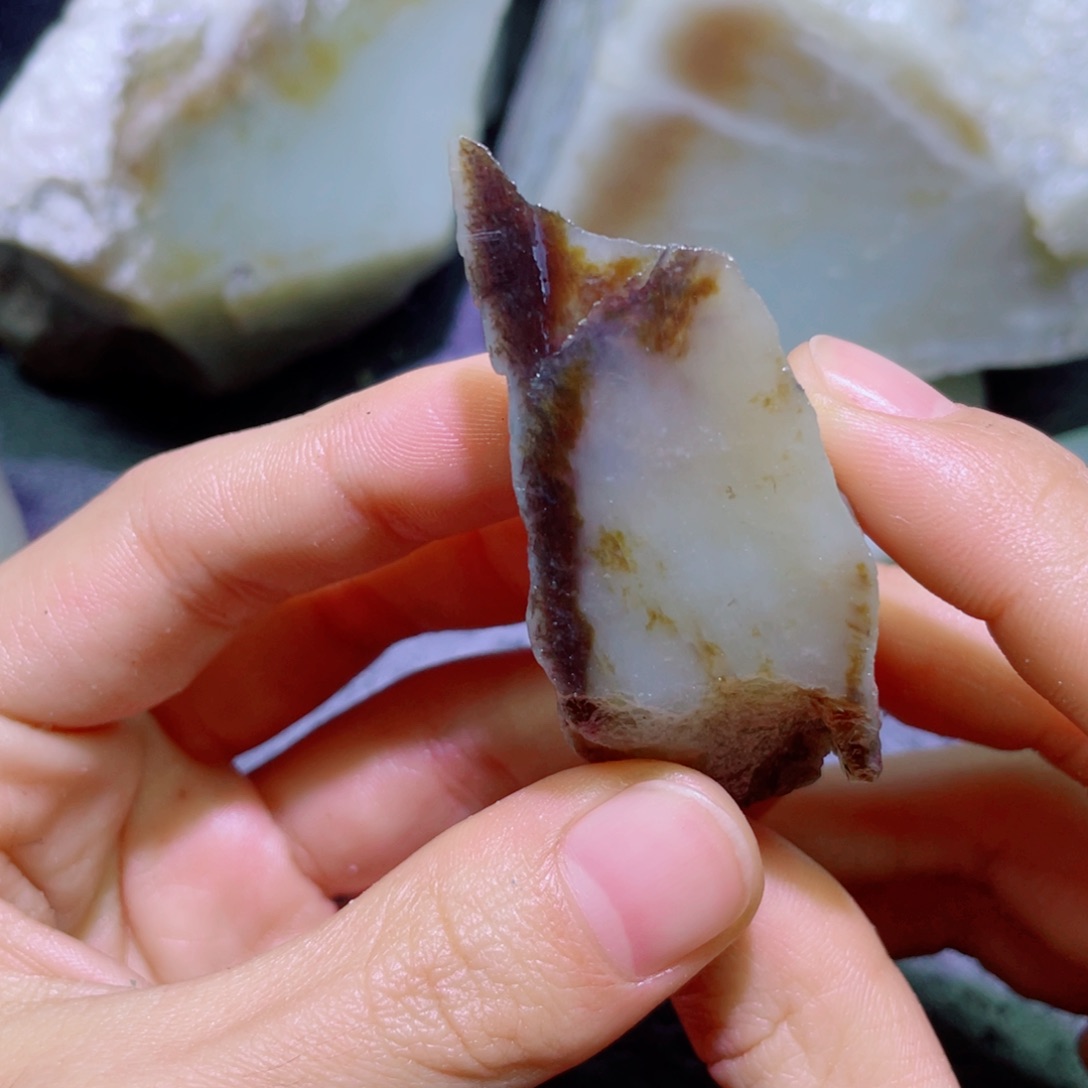 和田玉未镶嵌珠宝半成品