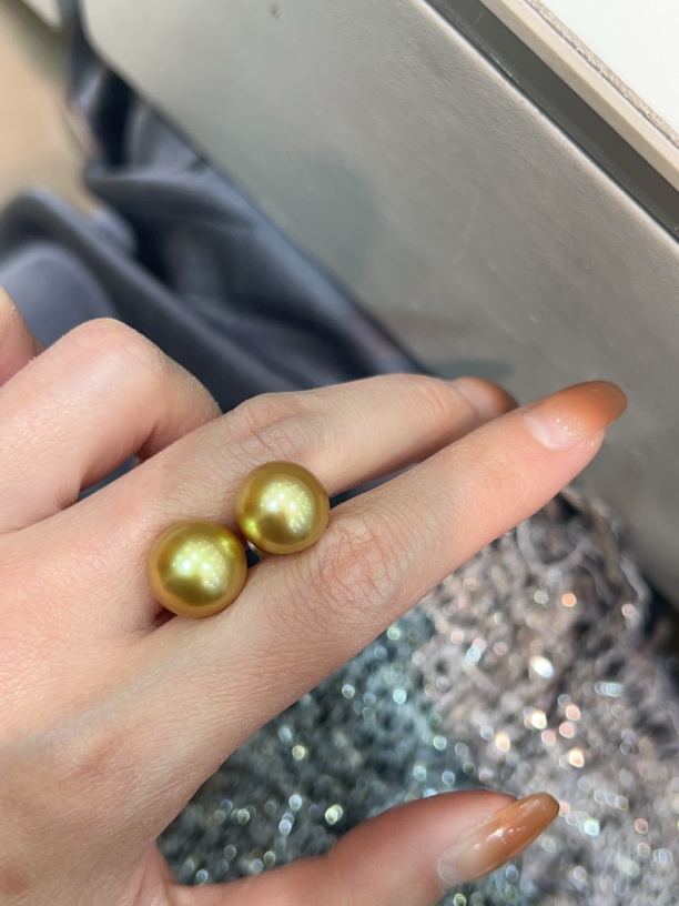 耳畔流光12-13mm南洋金珠耳钉