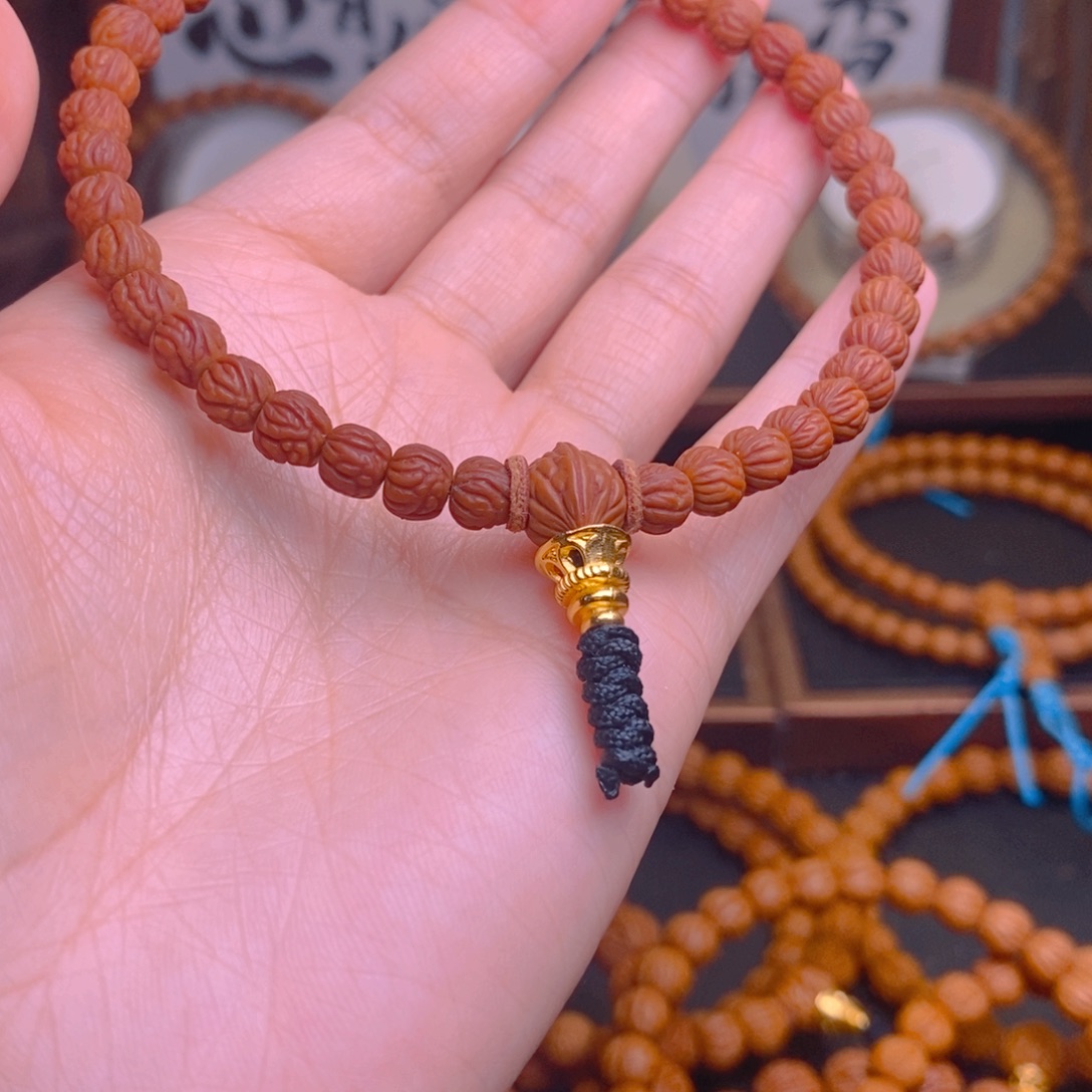 大***白手串桃核龙文桃核07