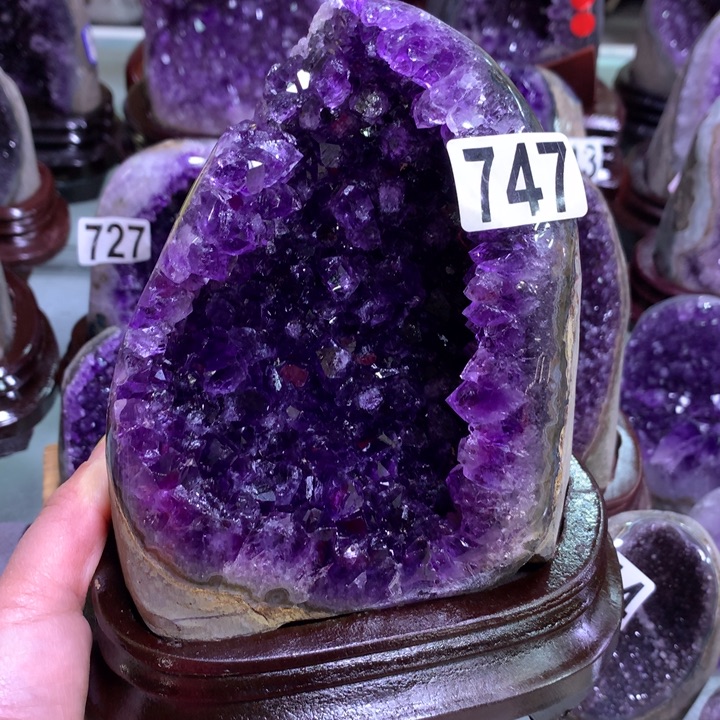 【闪购商品】水晶大型摆件（非配饰）未镶嵌叫*姐