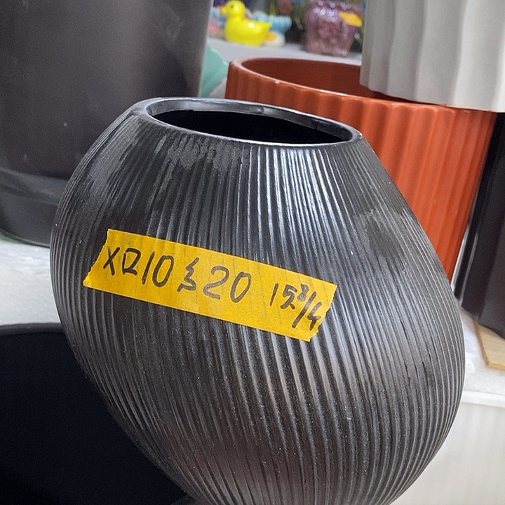 陶盆有孔 瑕疵针孔漏釉介意勿拍外口 10外高18