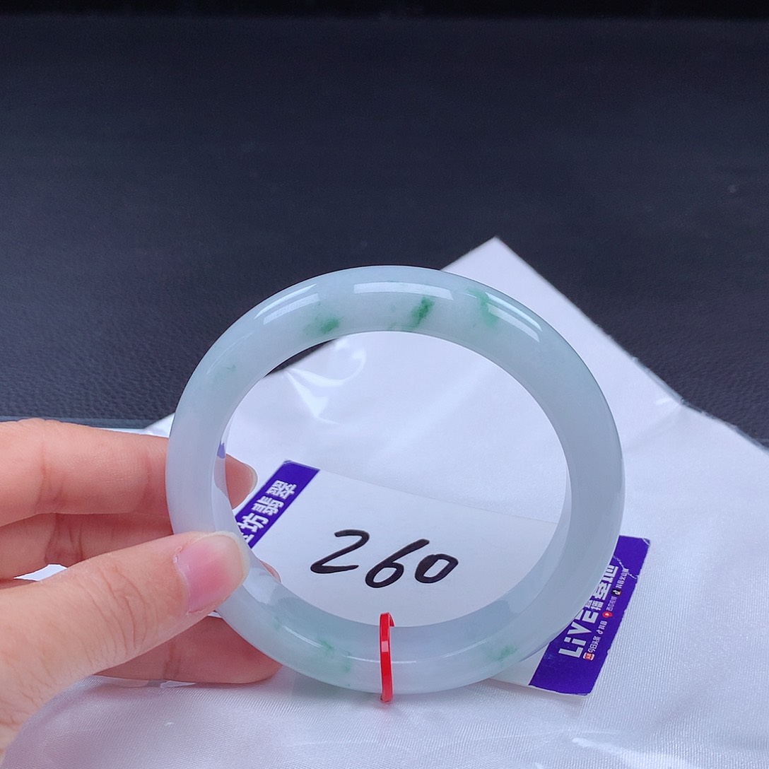 翡翠手镯未镶嵌61.6圈001884