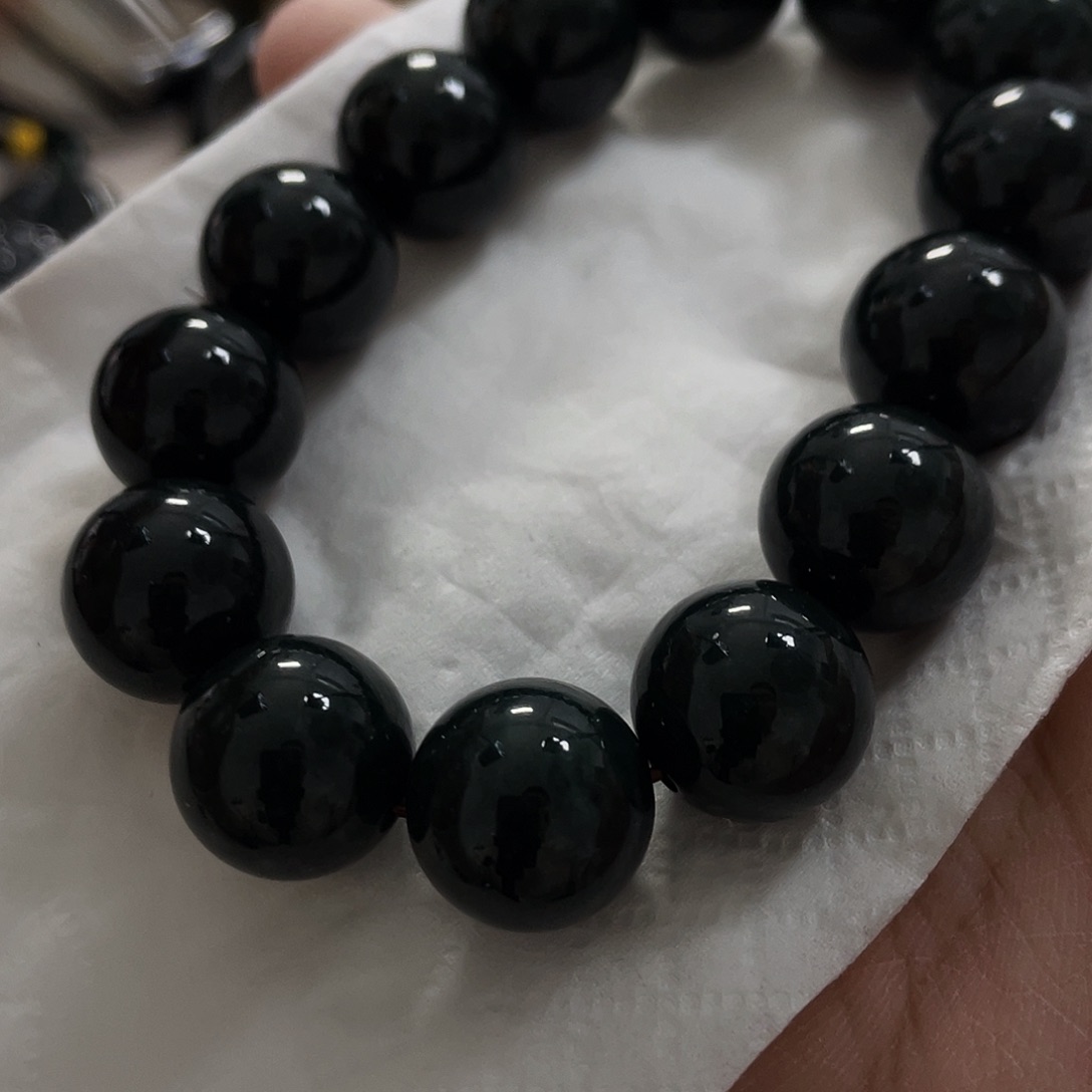 翡翠未镶嵌颈饰翡翠16