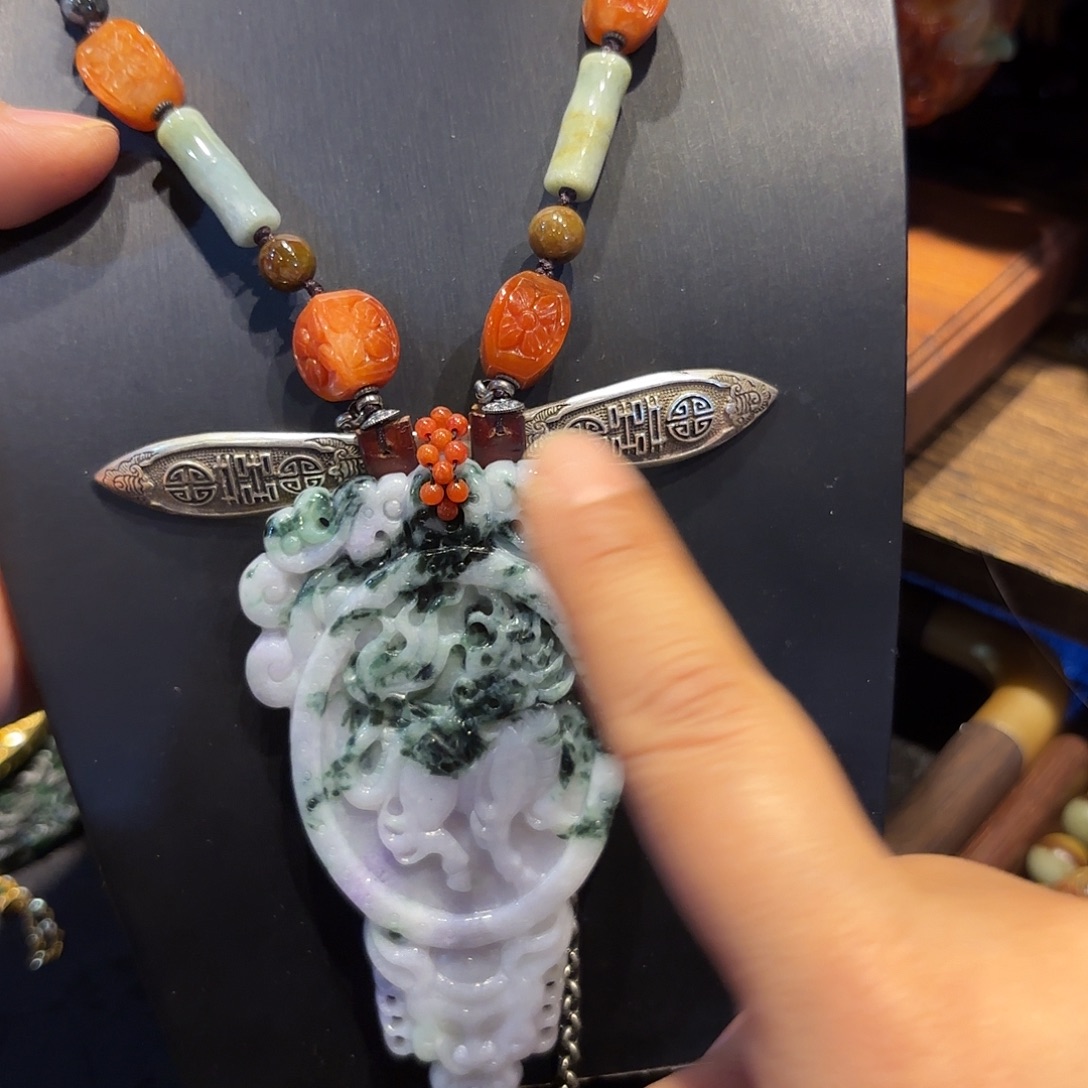 翡翠未镶嵌颈饰原创